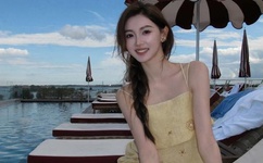 低喘贯穿顶弄学长H双性视频